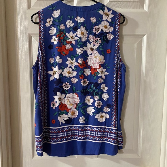 NWT MARKET & SPRUCE Floral Tank Top 3 Button down, Sz L. - Picture 5 of 11